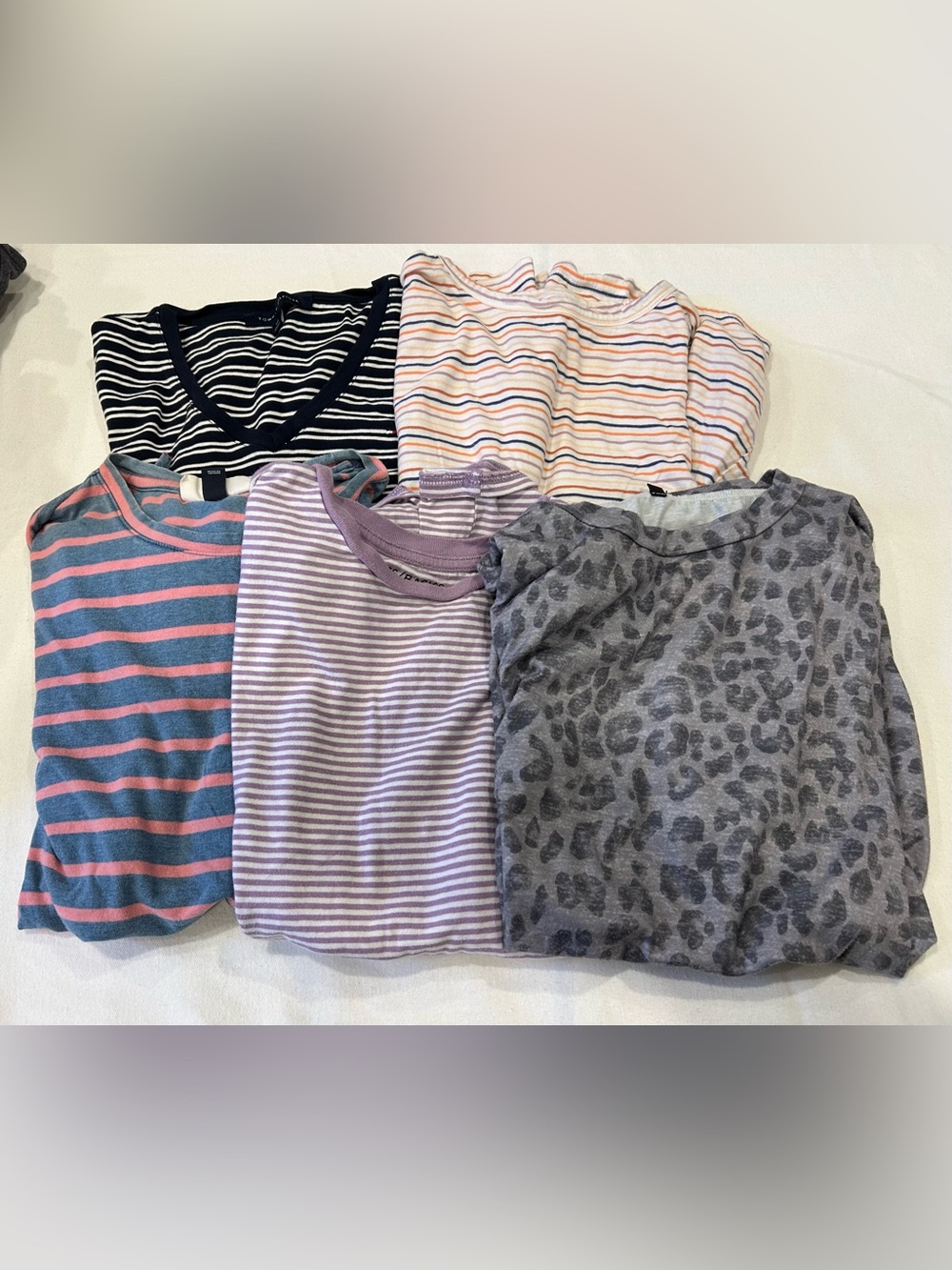 Women’s 5 short sleeve tshirt bundle